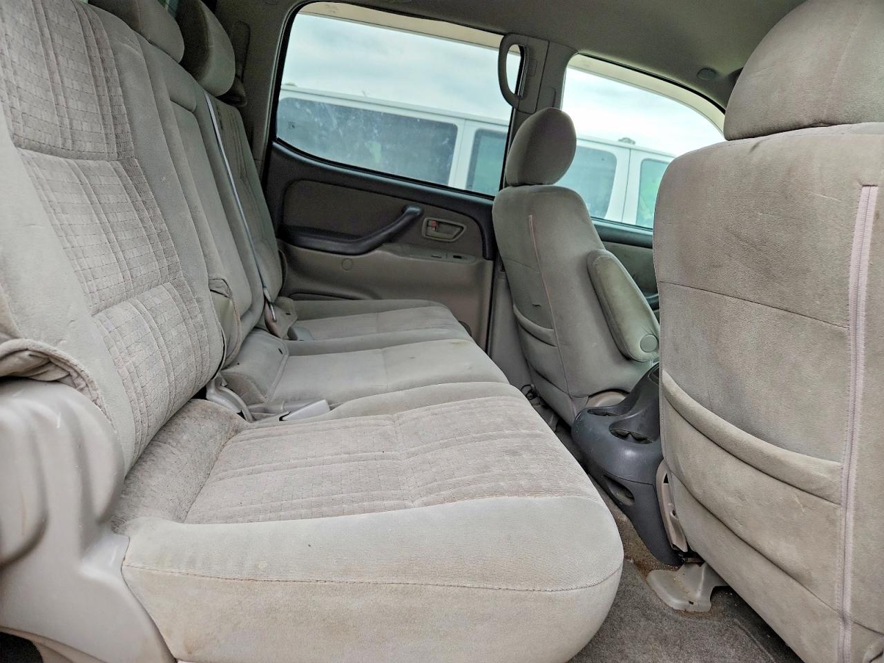 TOYOTA TUNDRA 2006 — 11