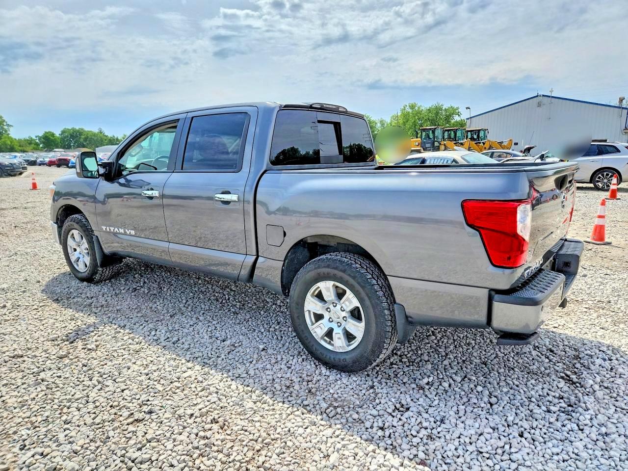 NISSAN TITAN 2019 — 3