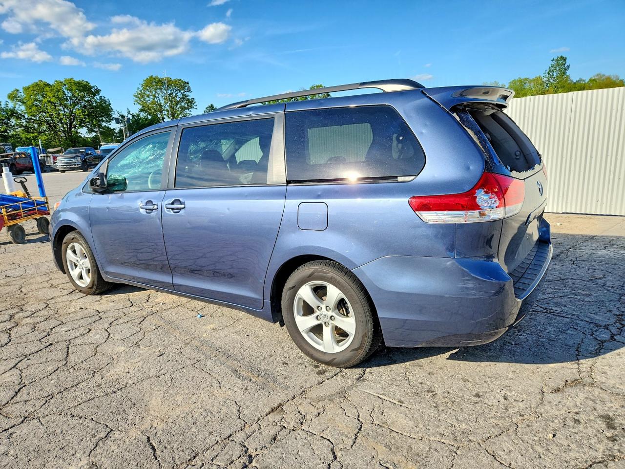TOYOTA SIENNA 2014 — 3