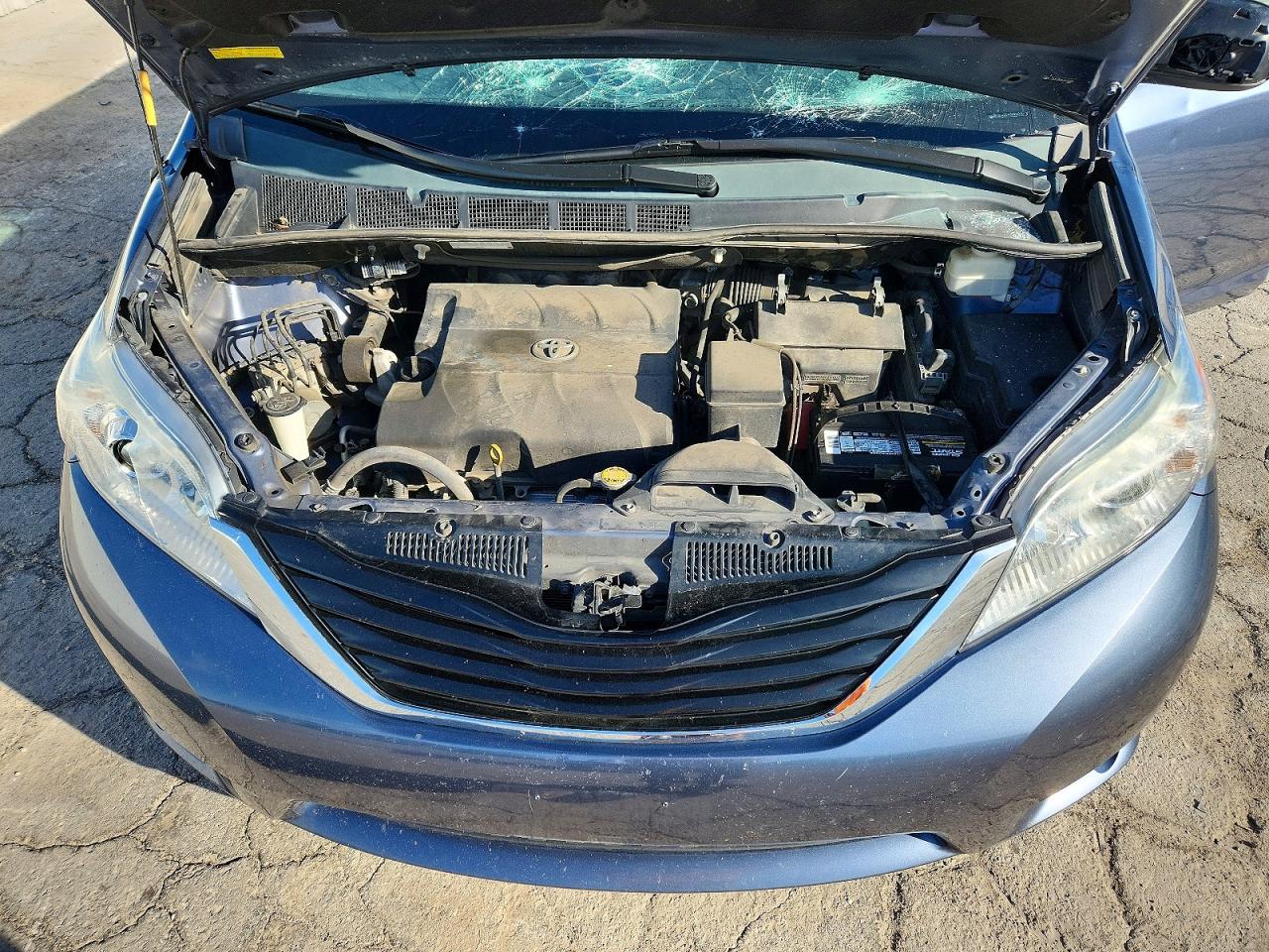 TOYOTA SIENNA 2014 — 13