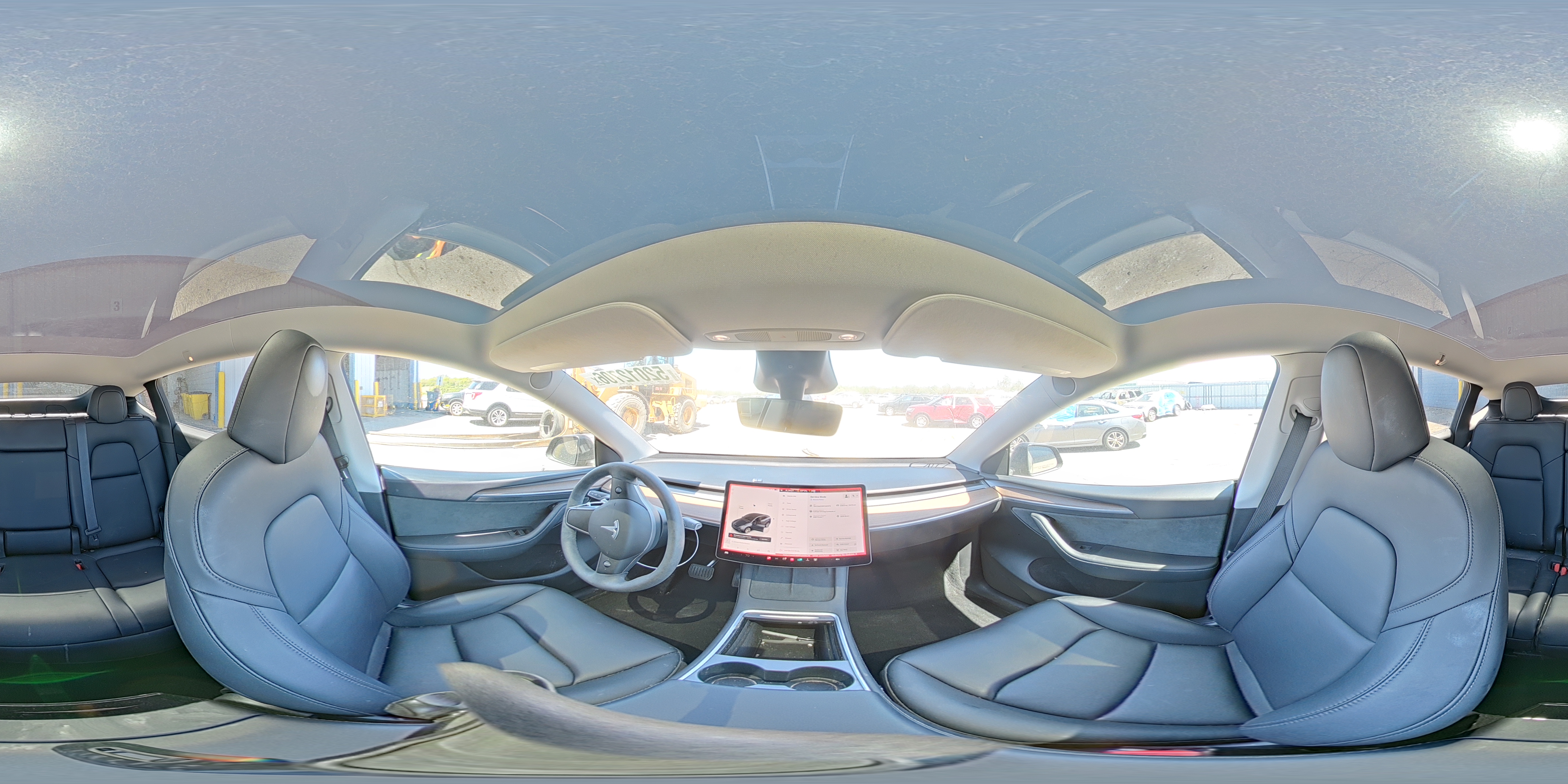 TESLA MODEL Y 2024 — 15