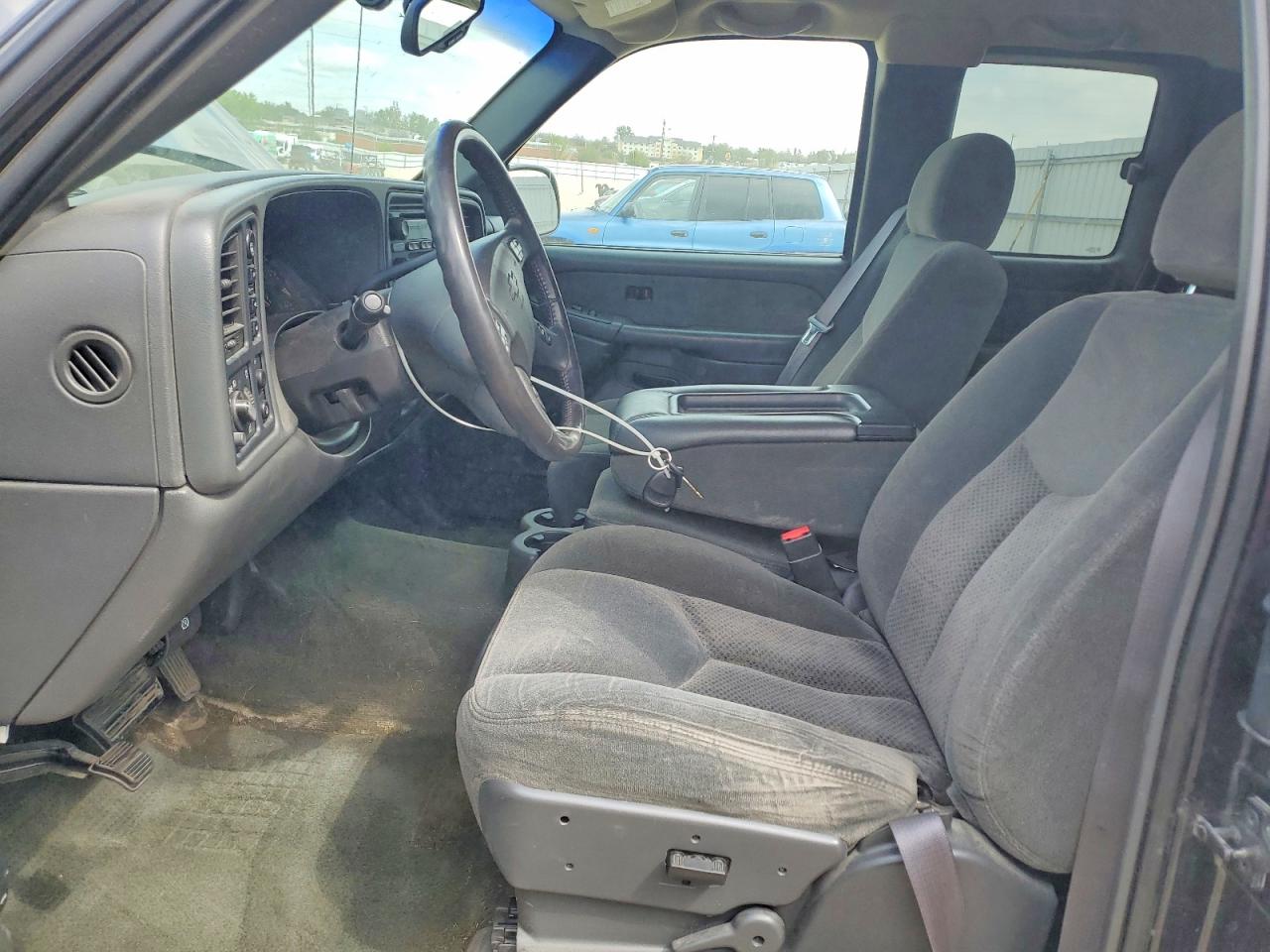 CHEVROLET SILVERADO 2003 — 8