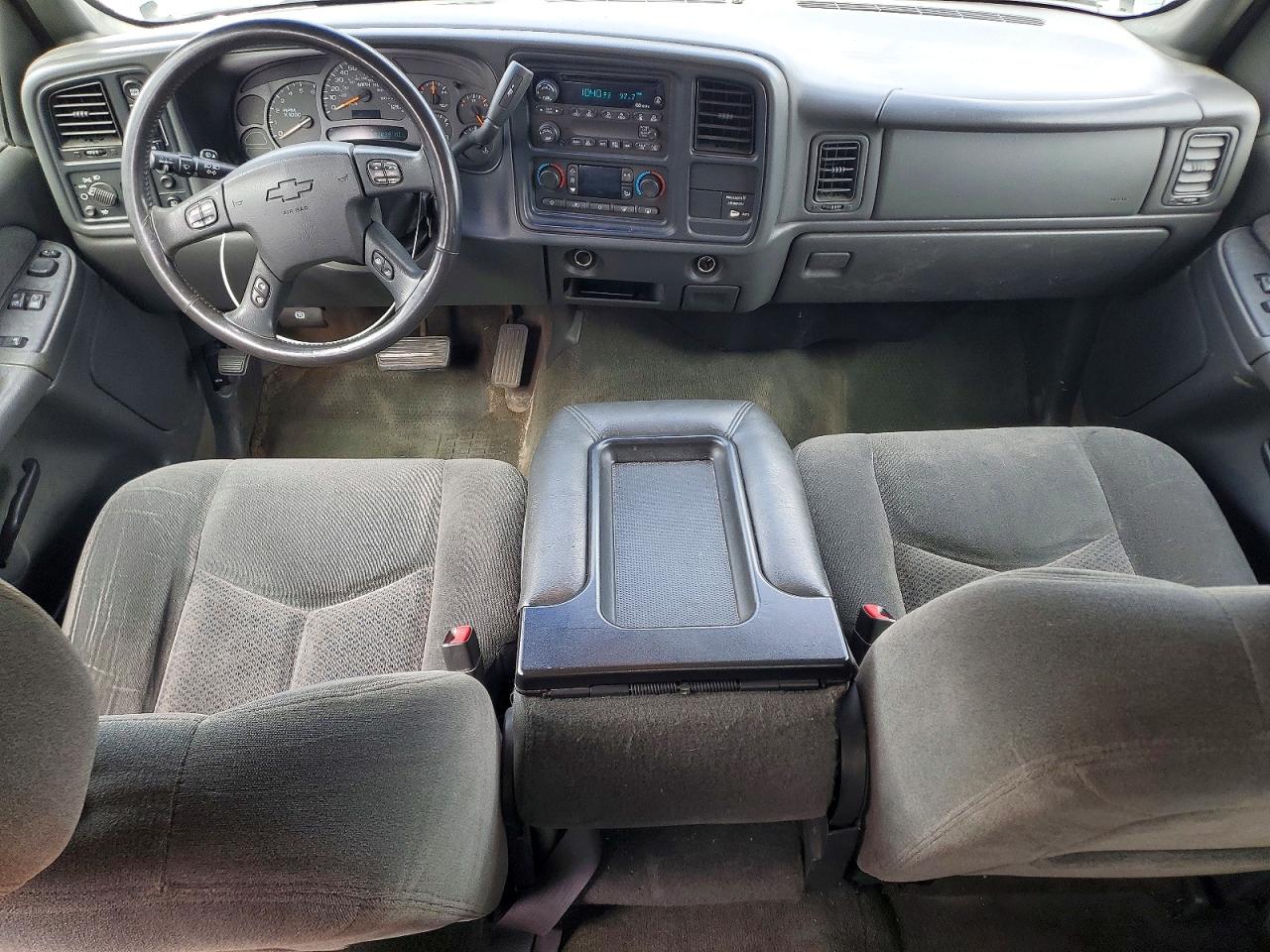 CHEVROLET SILVERADO 2003 — 9