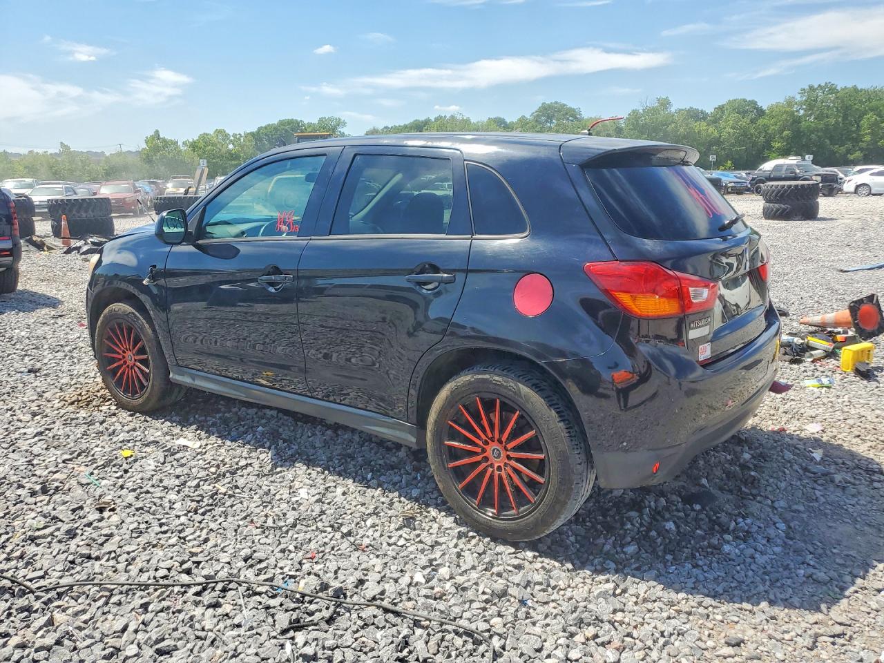 MITSUBISHI OUTLANDER SPORT 2015 — 3