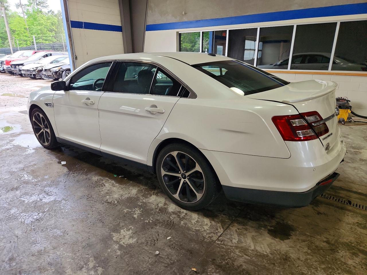 FORD TAURUS 2014 — 3