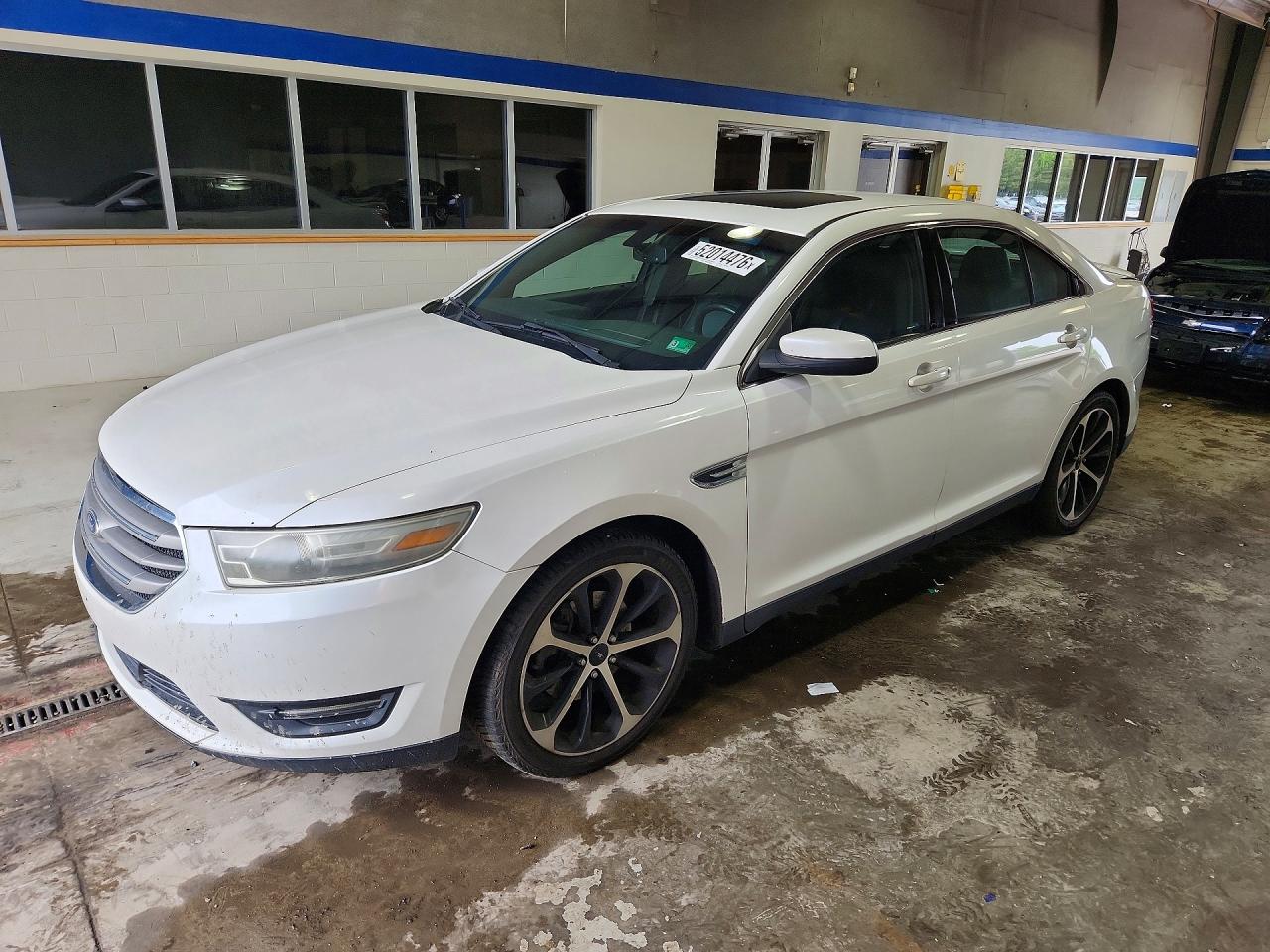 FORD TAURUS 2014 — 2