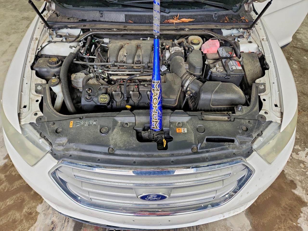 FORD TAURUS 2014 — 12