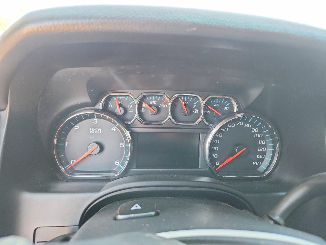 CHEVROLET SUBURBAN 2015 — 10