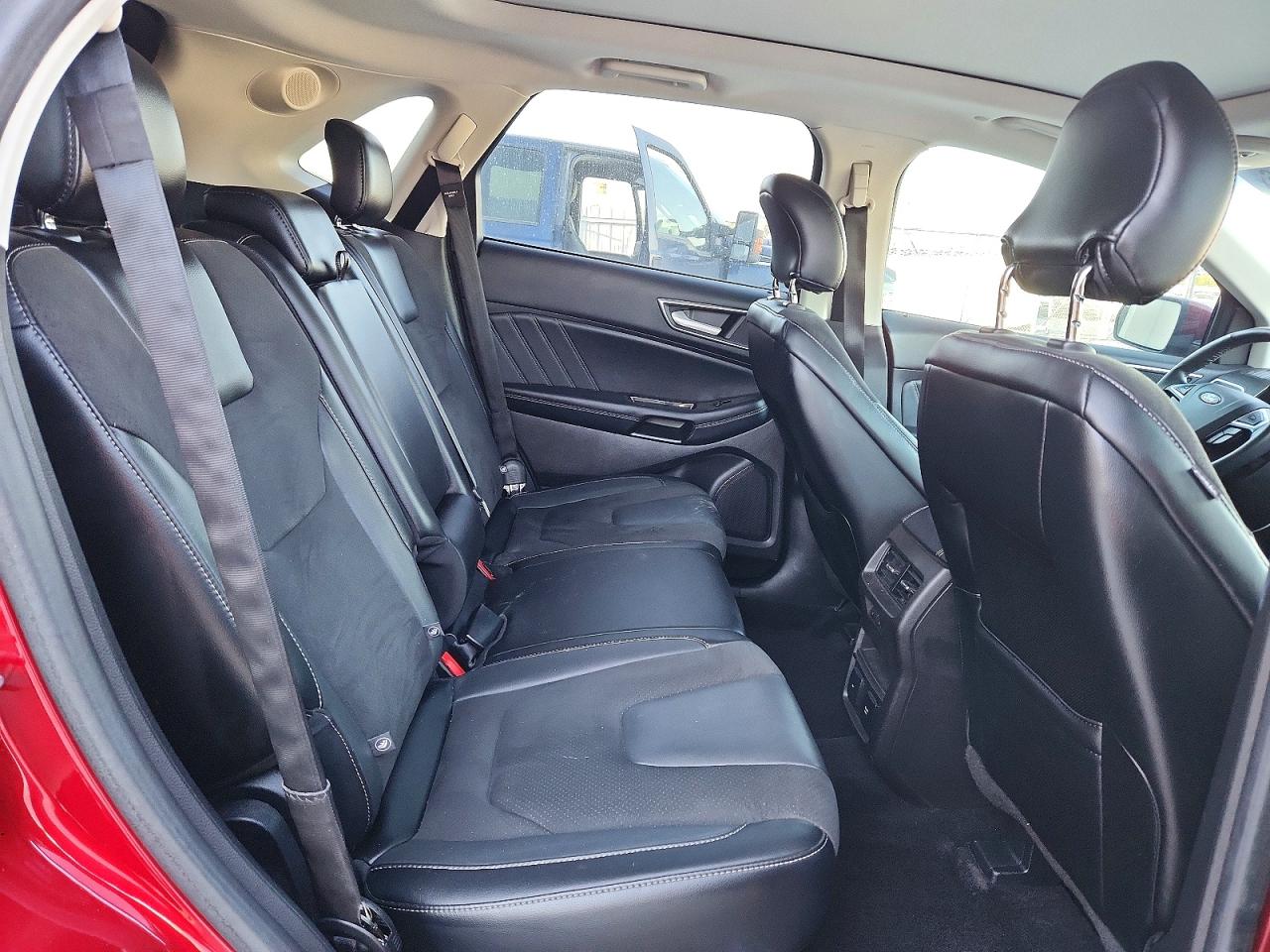 FORD EDGE 2017 — 12