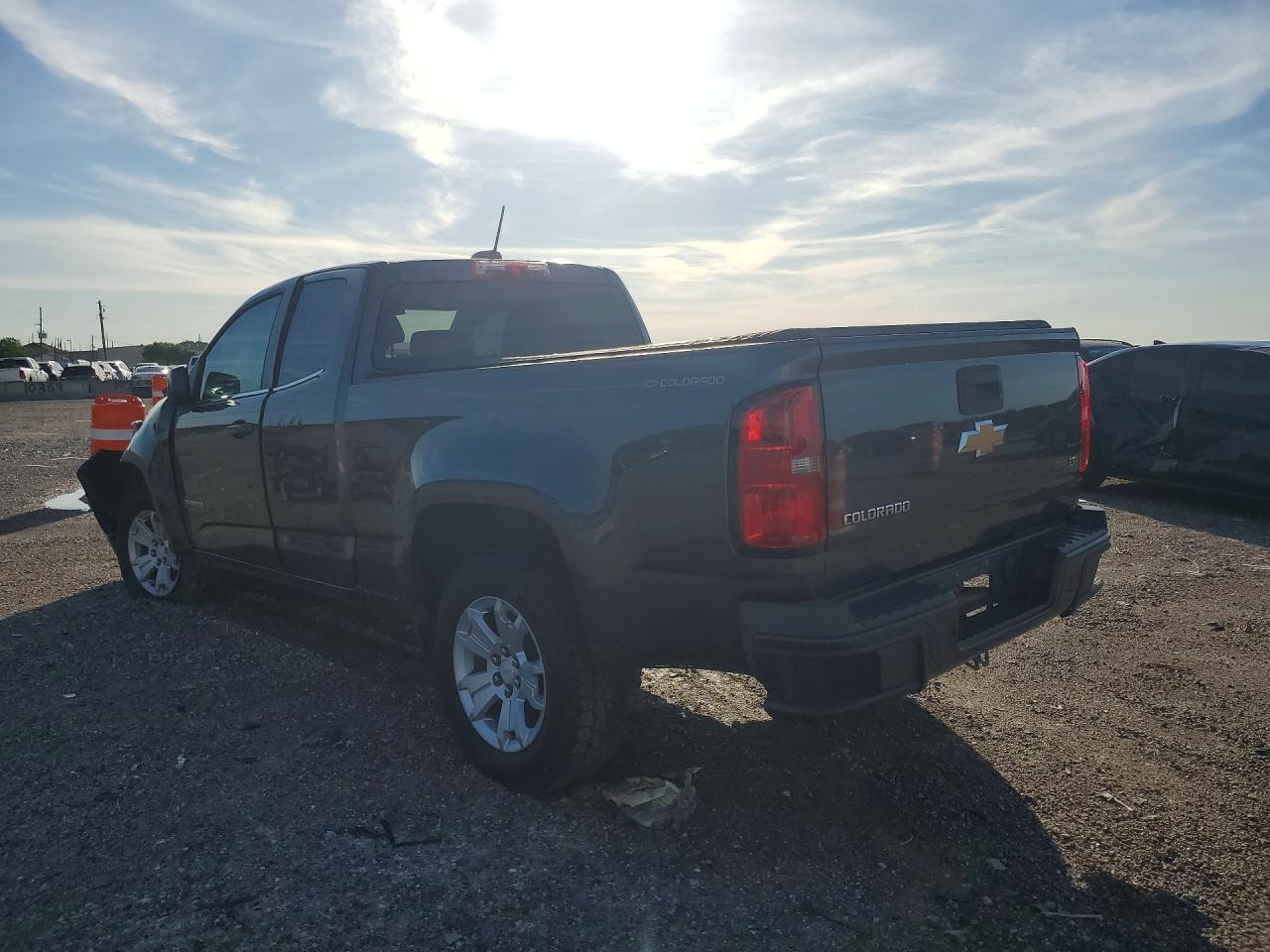 CHEVROLET COLORADO 2016 — 3