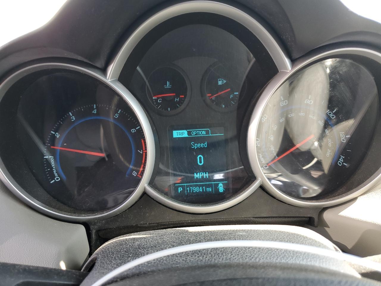 CHEVROLET CRUZE 2014 — 10