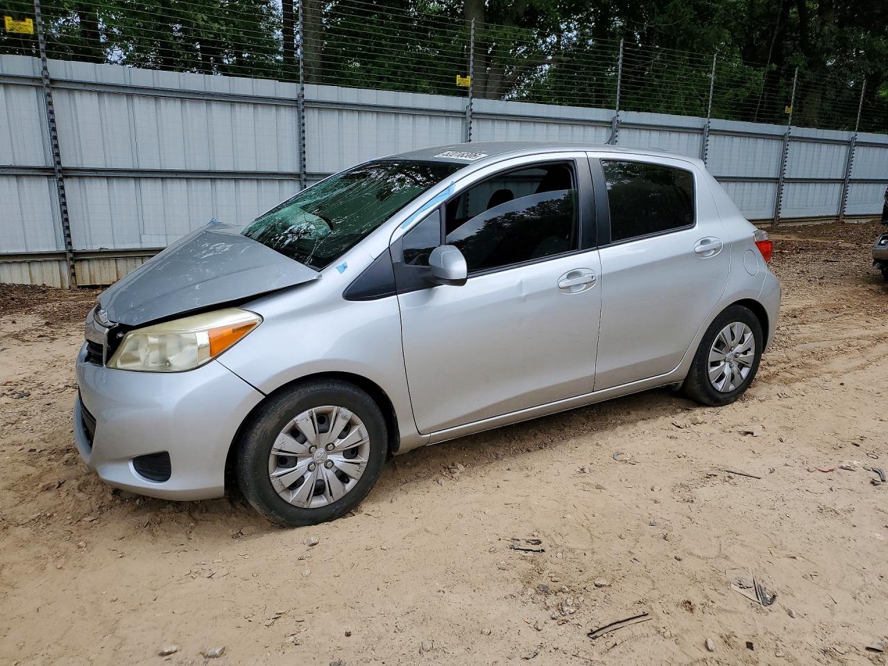 TOYOTA YARIS 2013 — 2