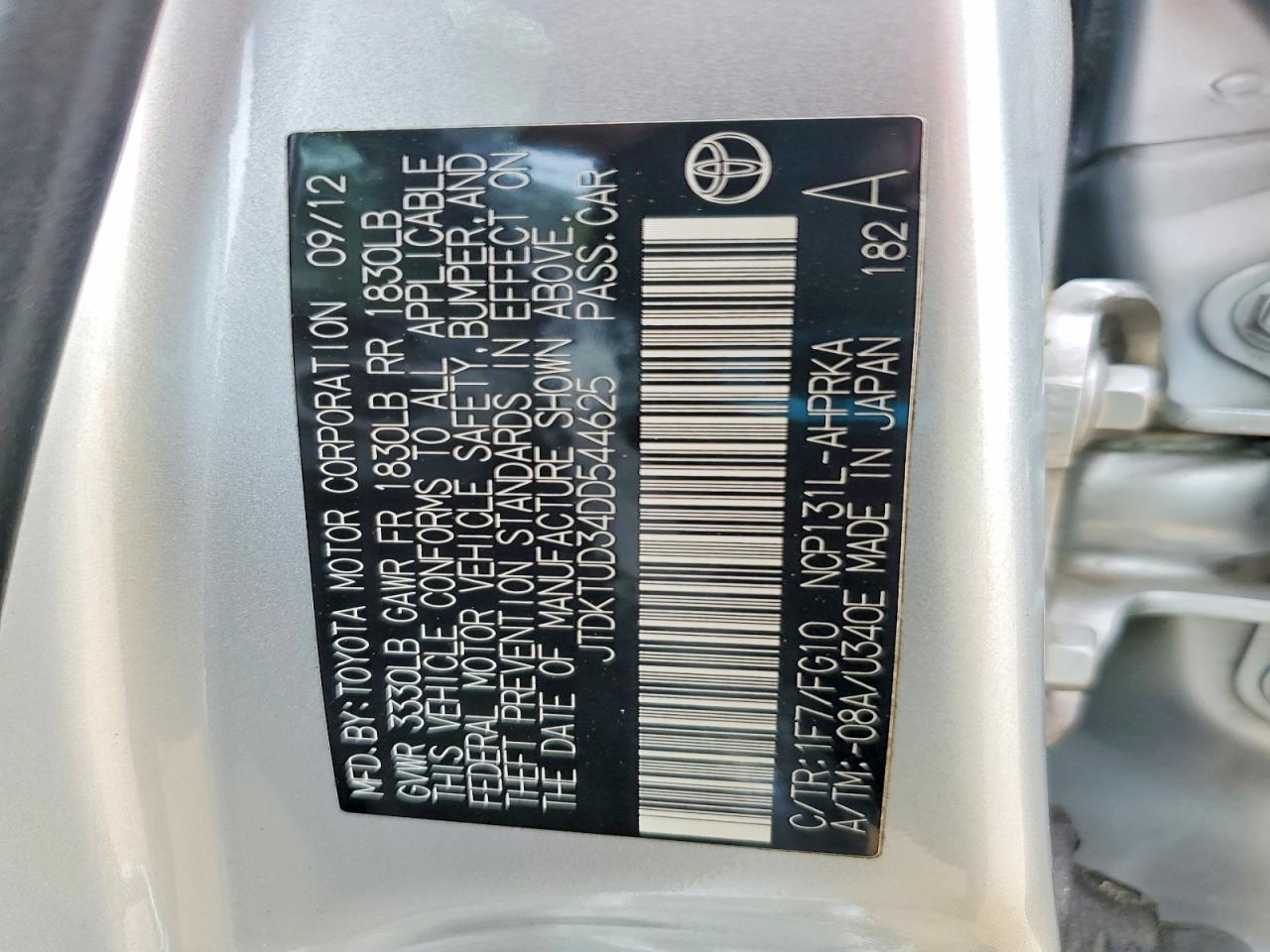 TOYOTA YARIS 2013 — 13