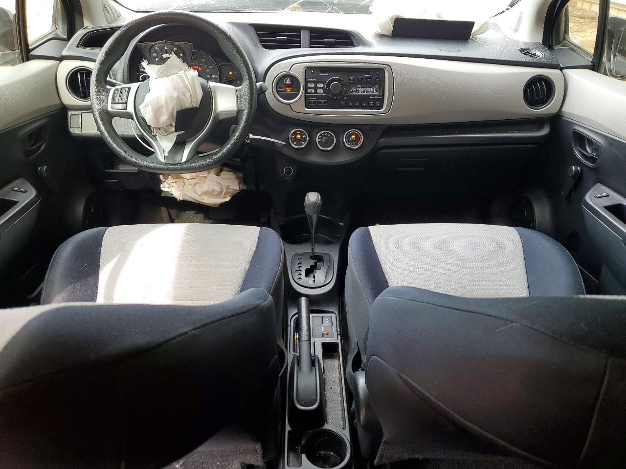 TOYOTA YARIS 2013 — 9