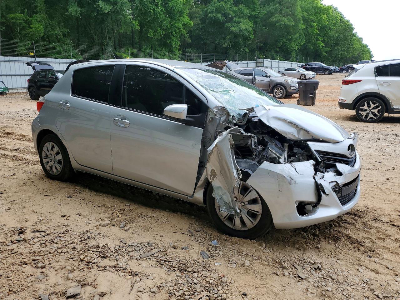 TOYOTA YARIS 2013 — 5