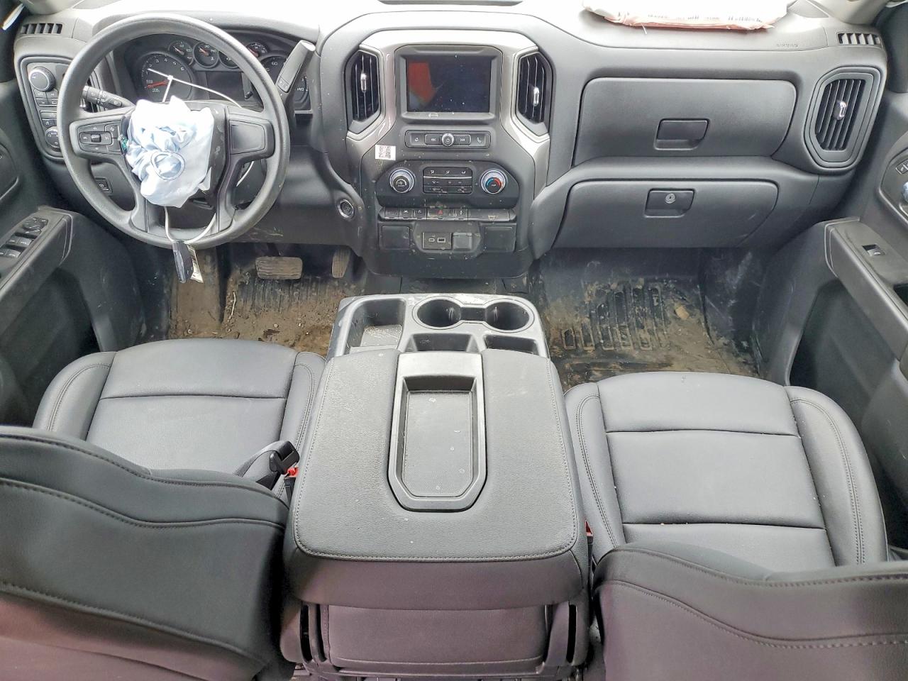 CHEVROLET SILVERADO 2025 — 9