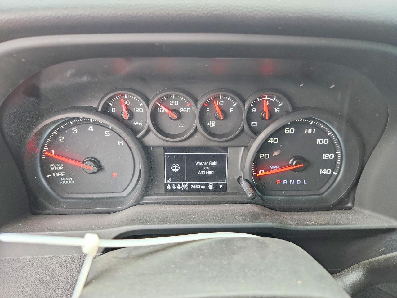CHEVROLET SILVERADO 2025 — 10