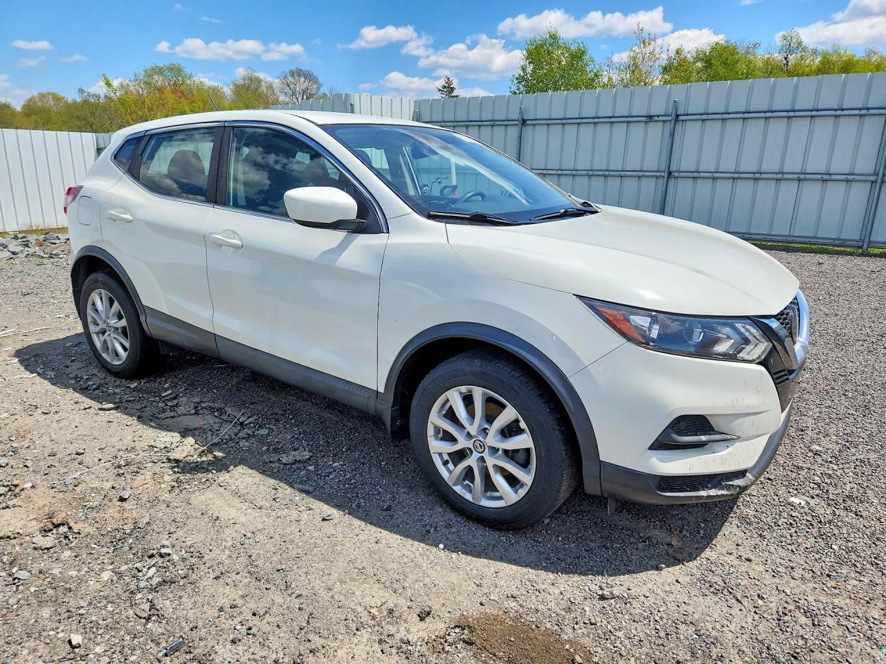 NISSAN ROGUE SPORT 2020 — 5