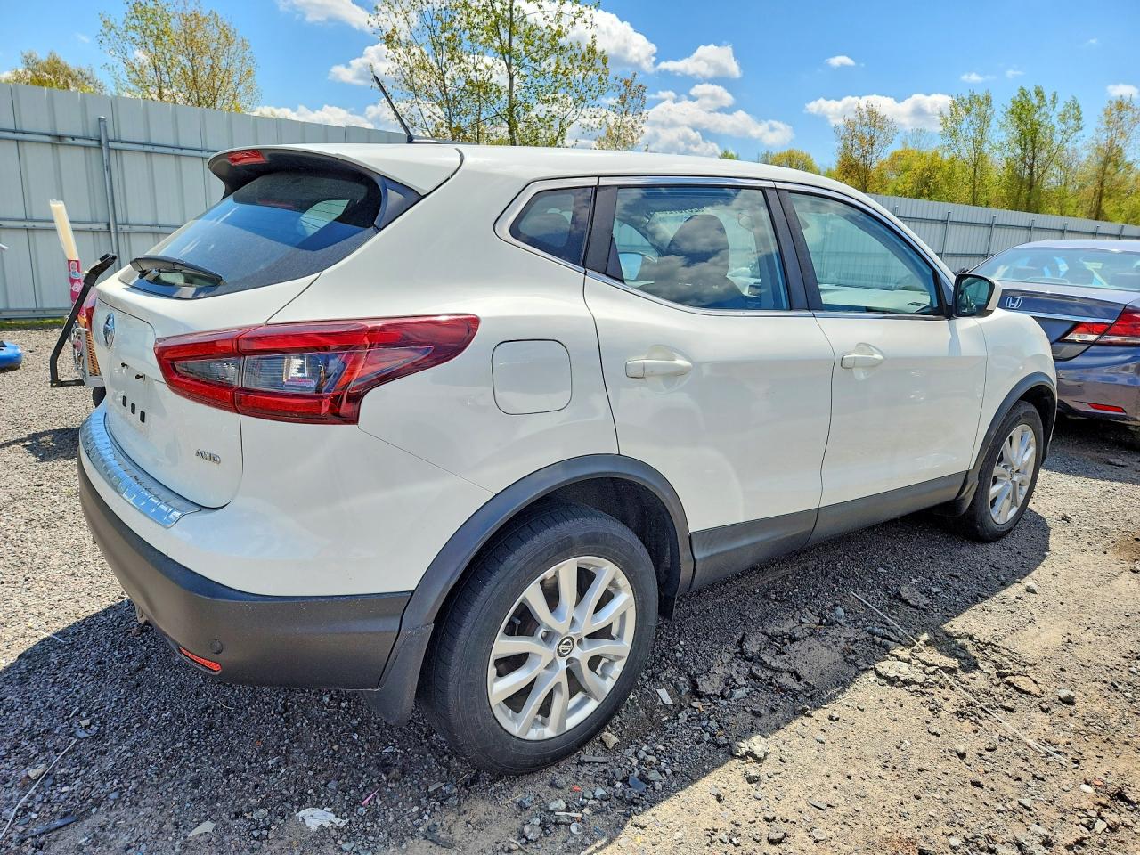 NISSAN ROGUE SPORT 2020 — 4