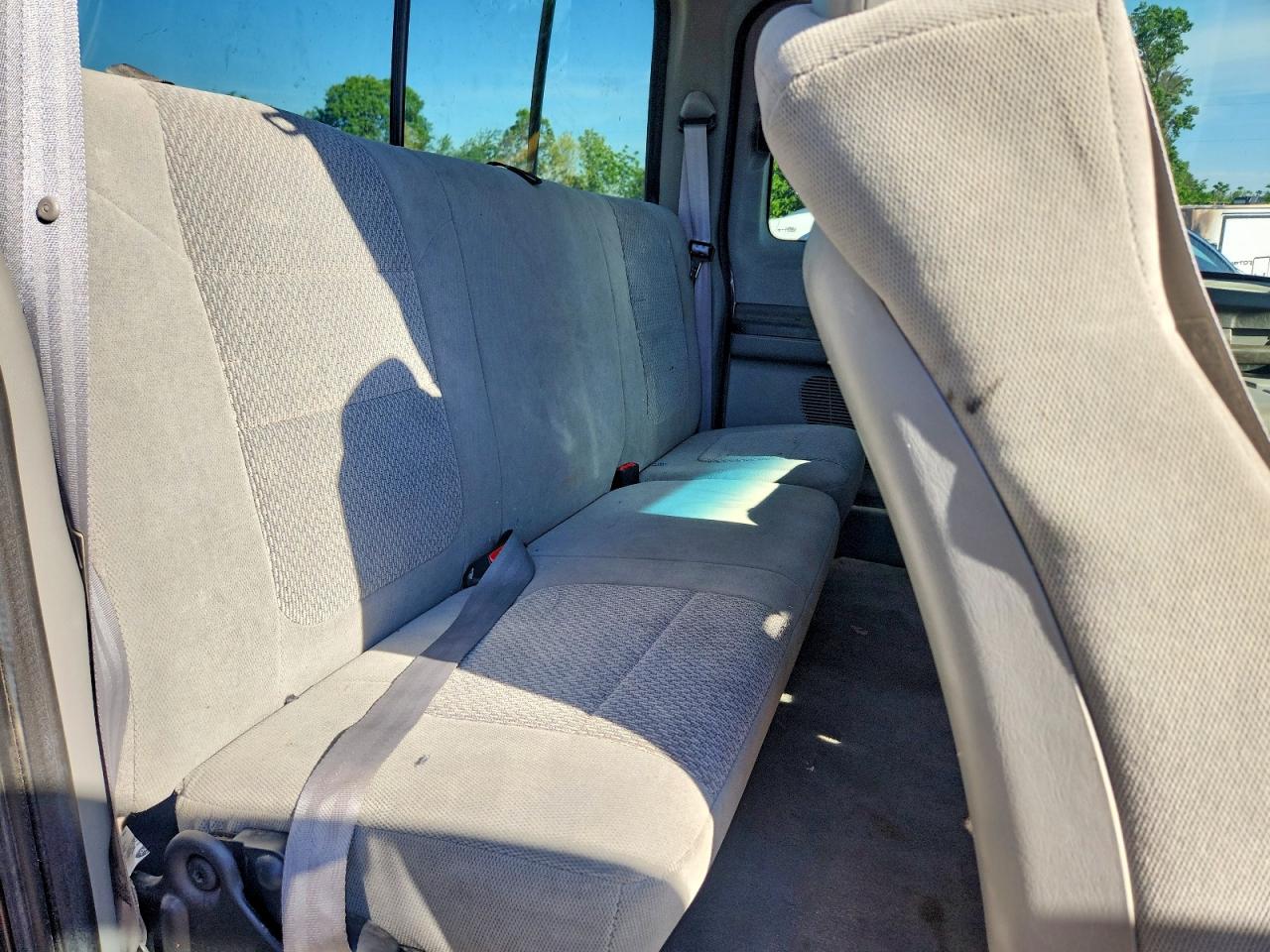 FORD F250 2004 — 11