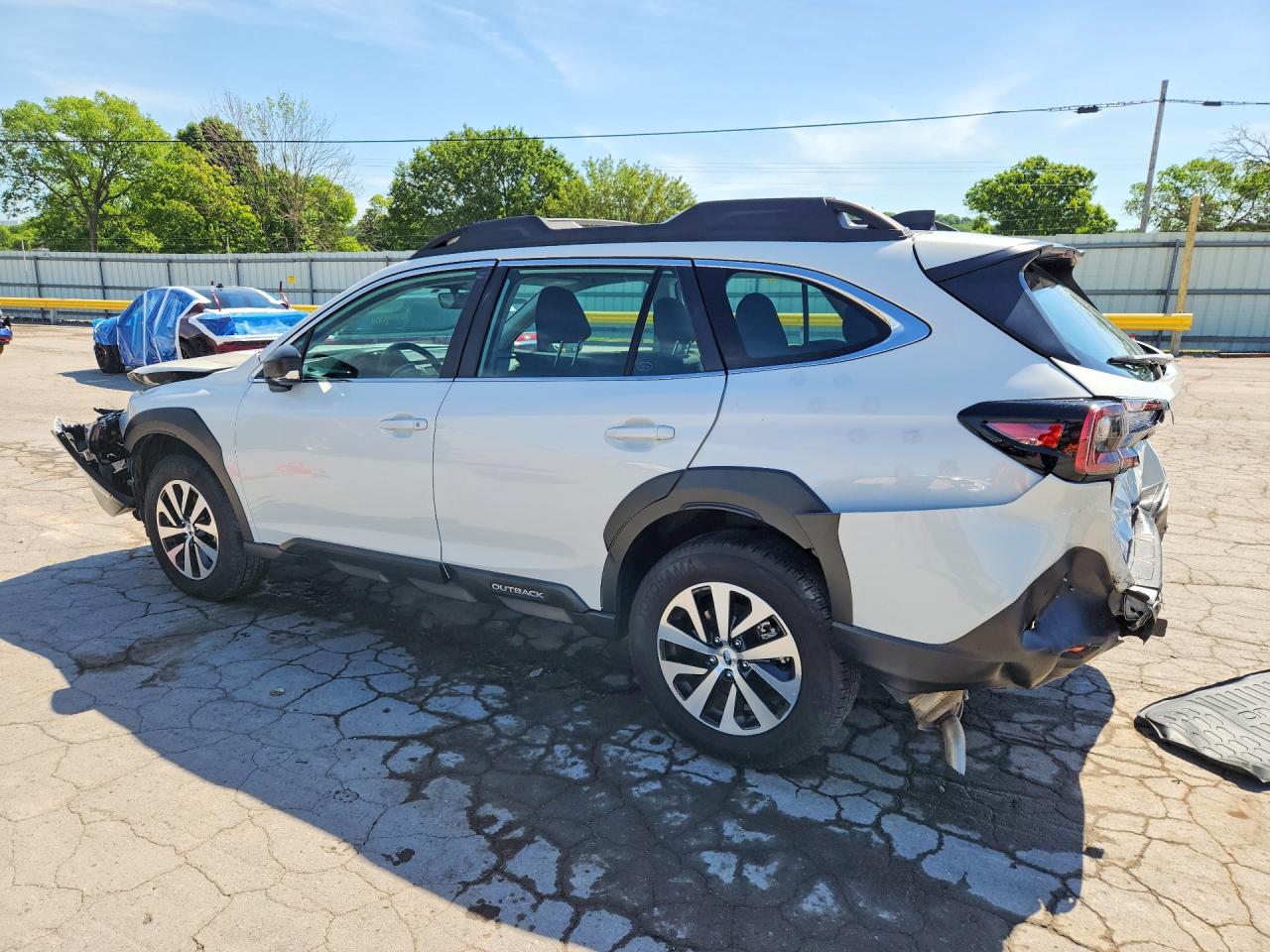 SUBARU OUTBACK 2025 — 3
