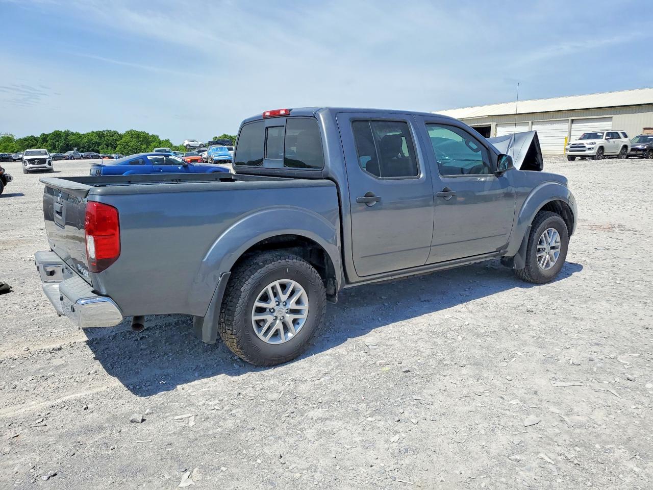 NISSAN FRONTIER 2016 — 4