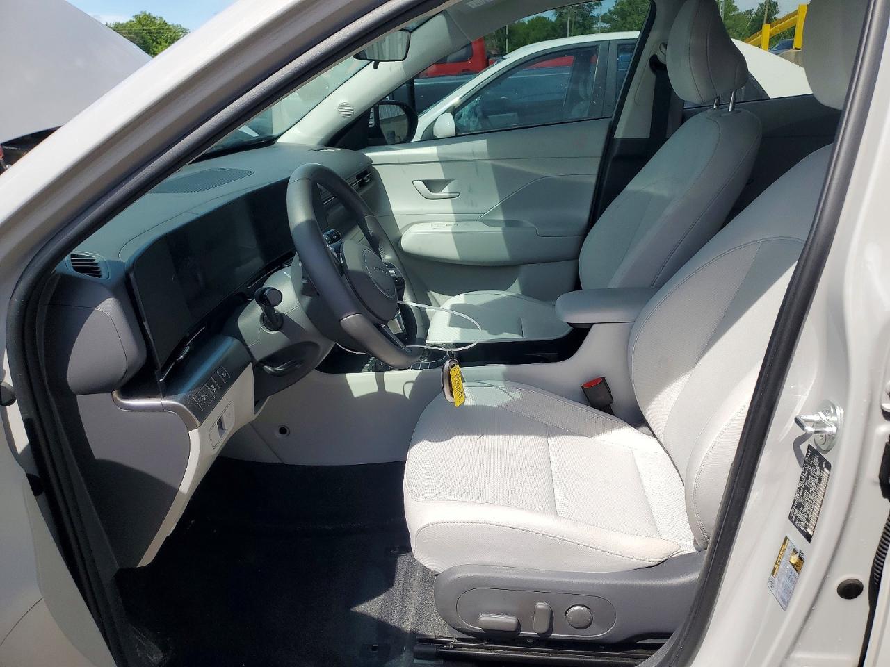 HYUNDAI KONA 2025 — 8