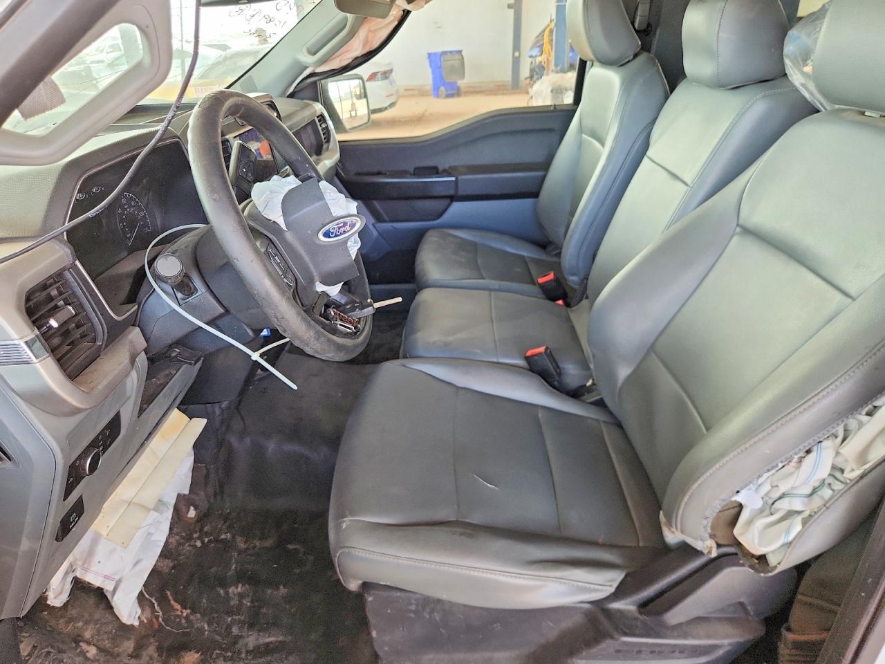 FORD F150 2022 — 8