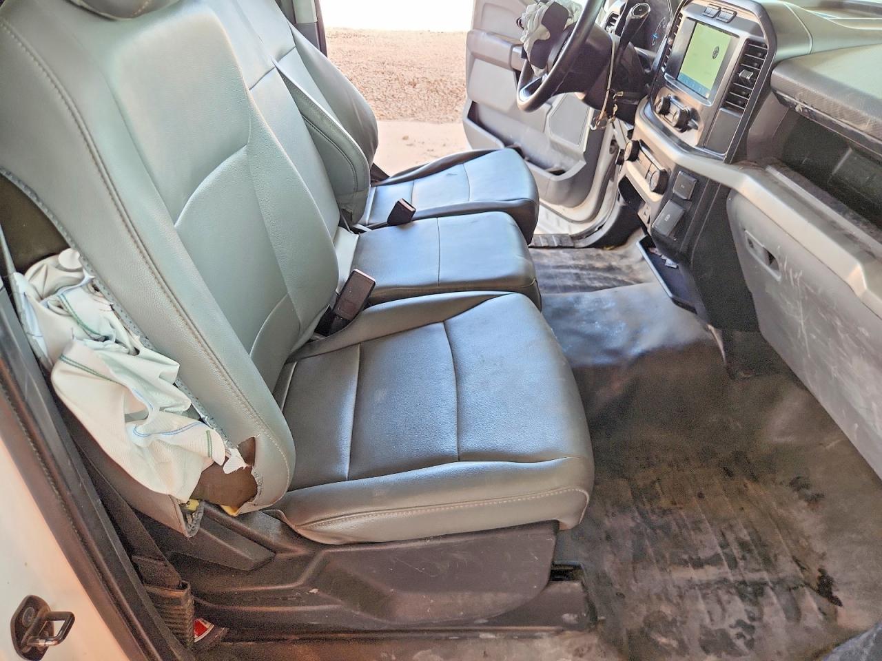 FORD F150 2022 — 11