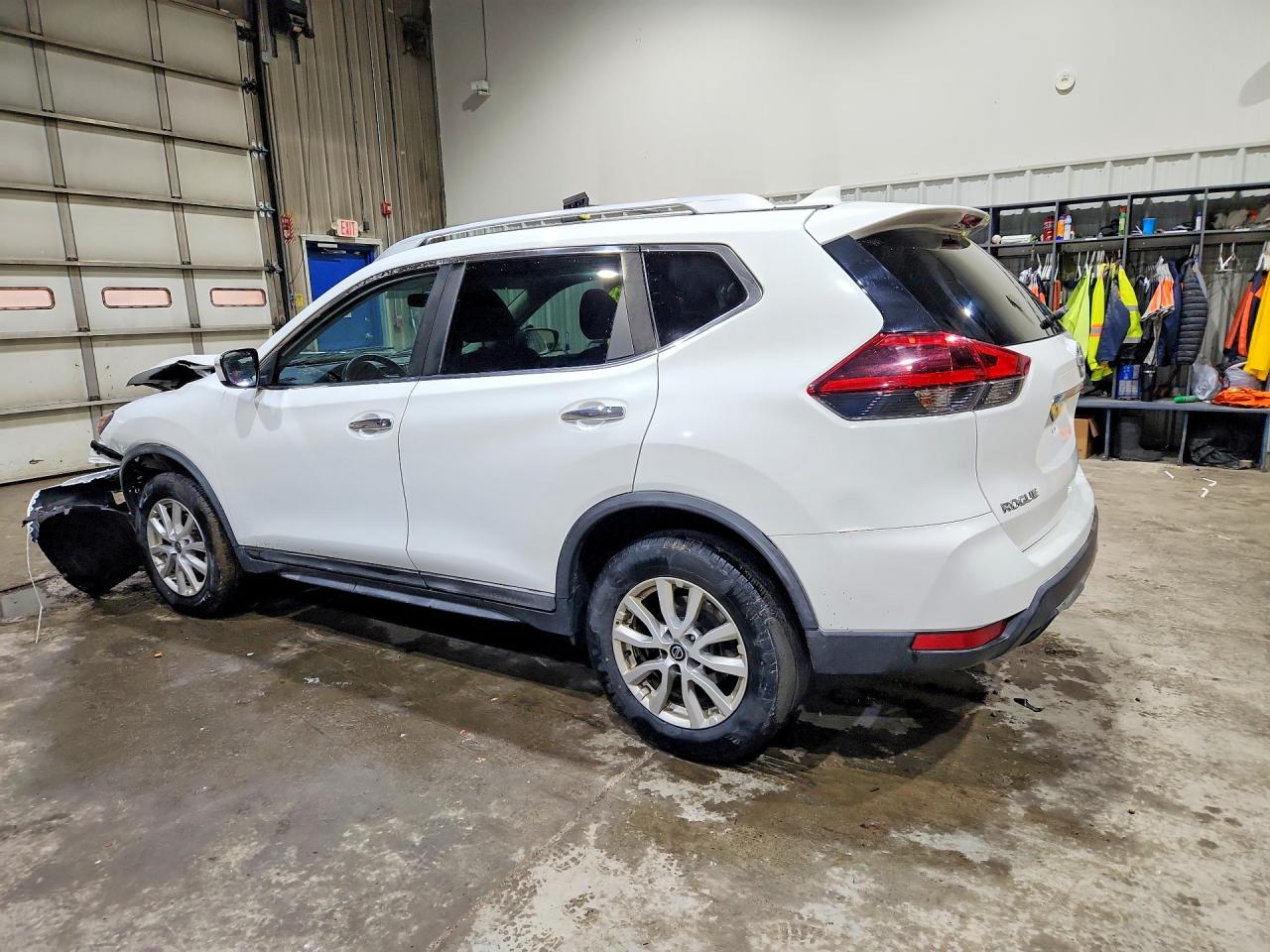 NISSAN ROGUE 2018 — 3