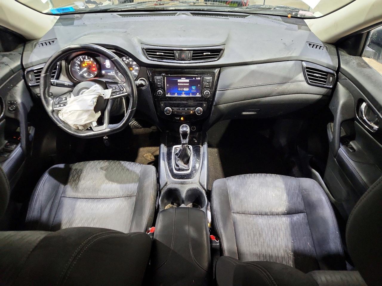 NISSAN ROGUE 2018 — 9