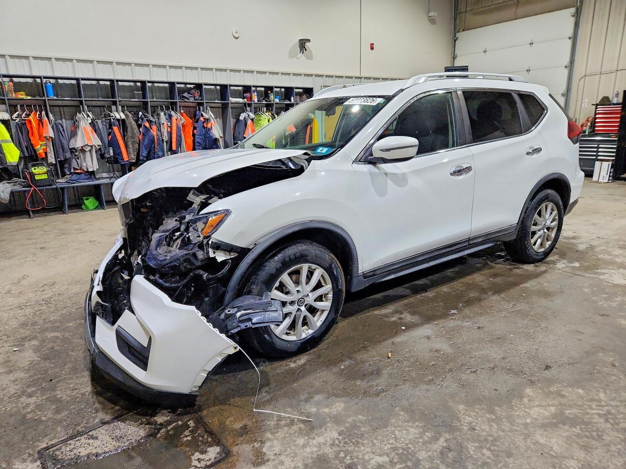 NISSAN ROGUE 2018 — 2