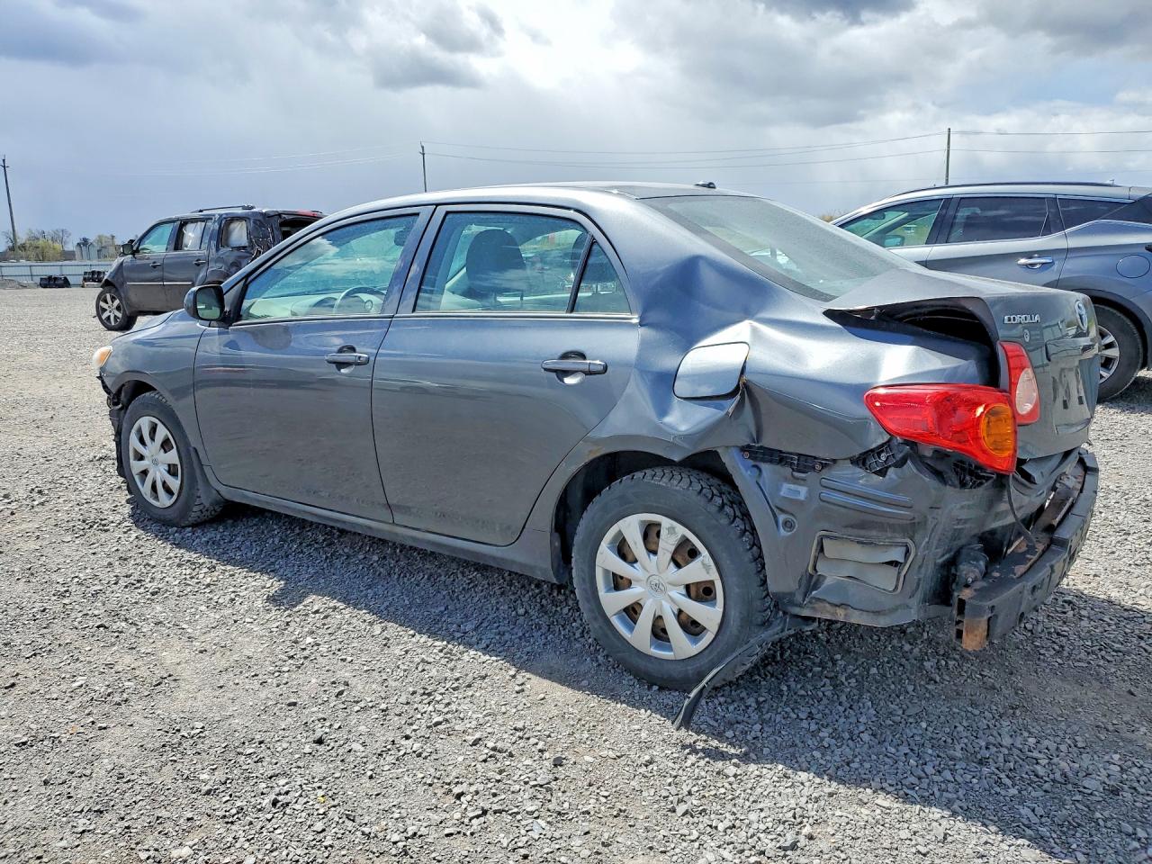 TOYOTA COROLLA 2010 — 3