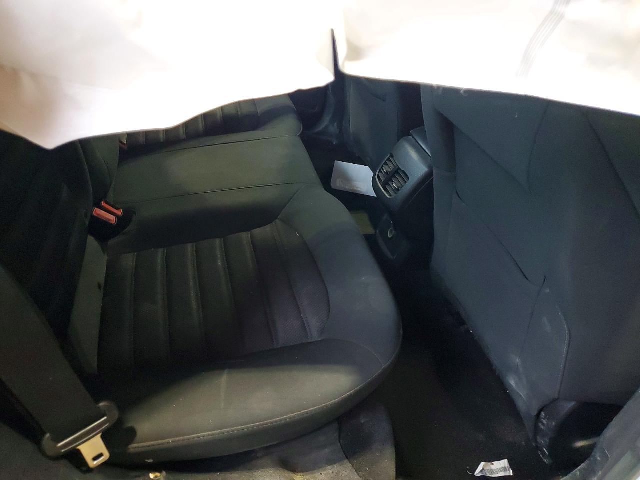 FORD FUSION 2019 — 11