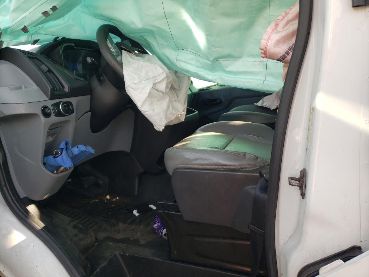 FORD TRANSIT T-250 2016 — 8