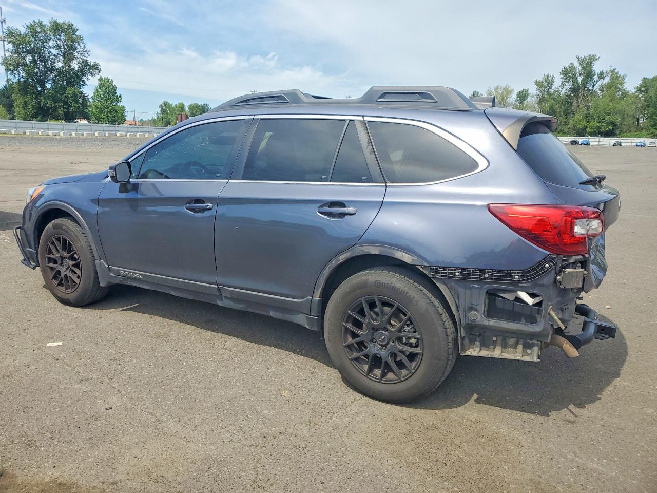 SUBARU OUTBACK 2017 — 3