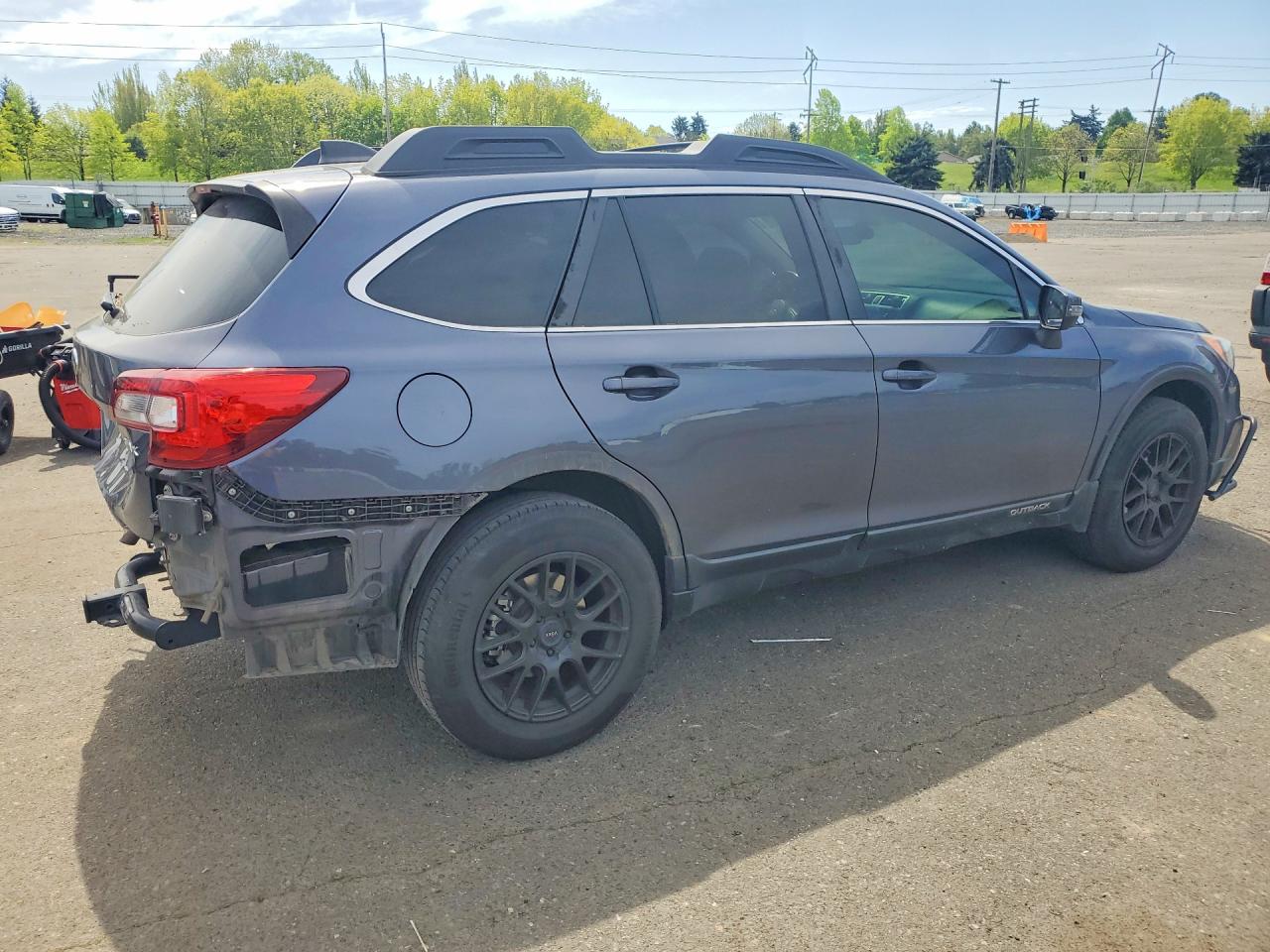 SUBARU OUTBACK 2017 — 4