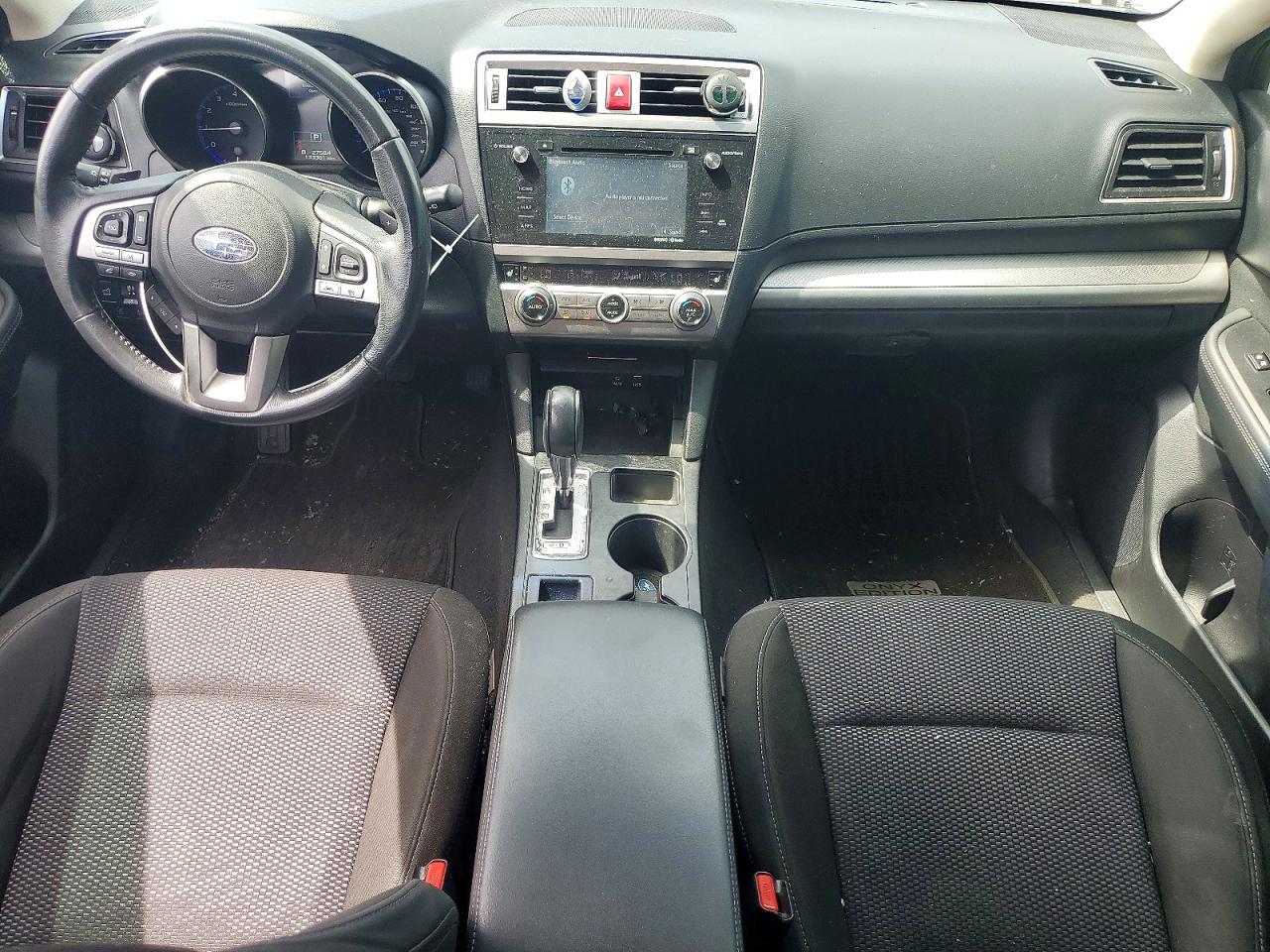 SUBARU OUTBACK 2017 — 9