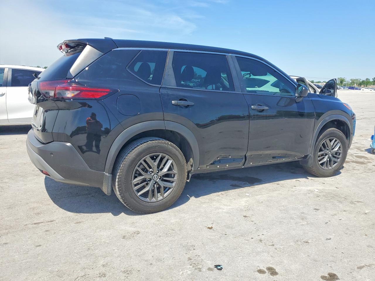 NISSAN ROGUE 2022 — 4