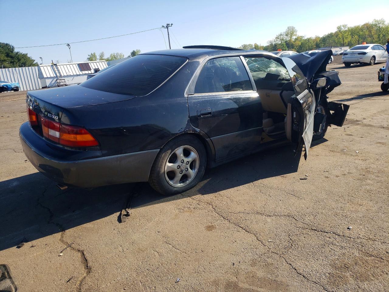 LEXUS ES 1999 — 4