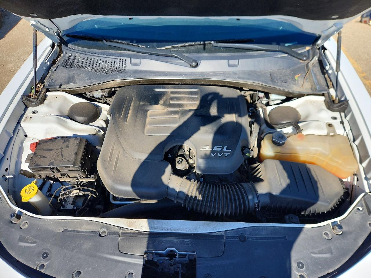 DODGE CHARGER 2022 — 12