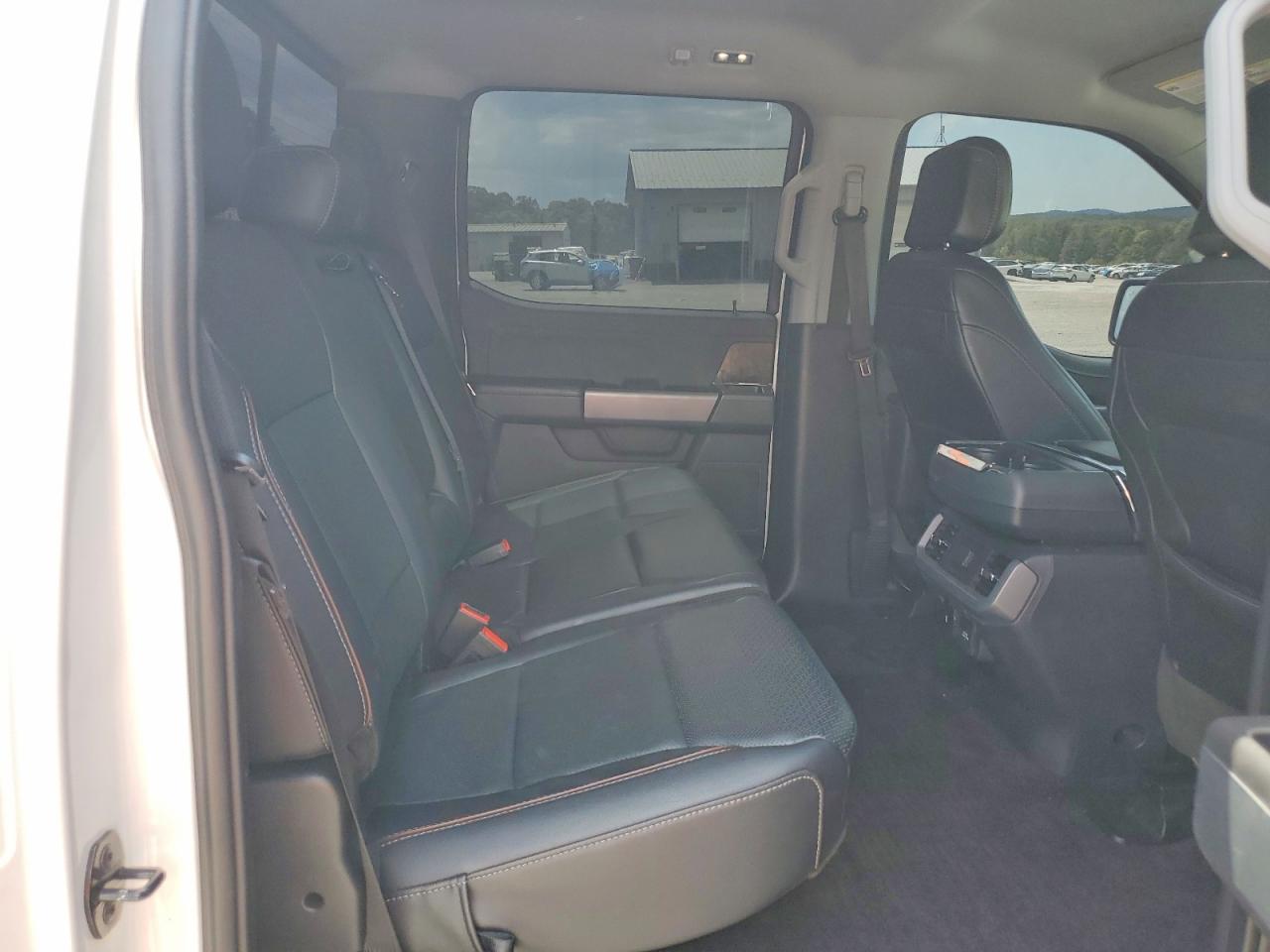 FORD F150 2022 — 11