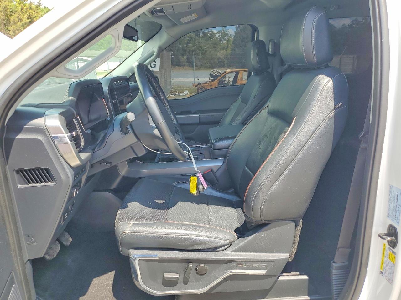 FORD F150 2022 — 8