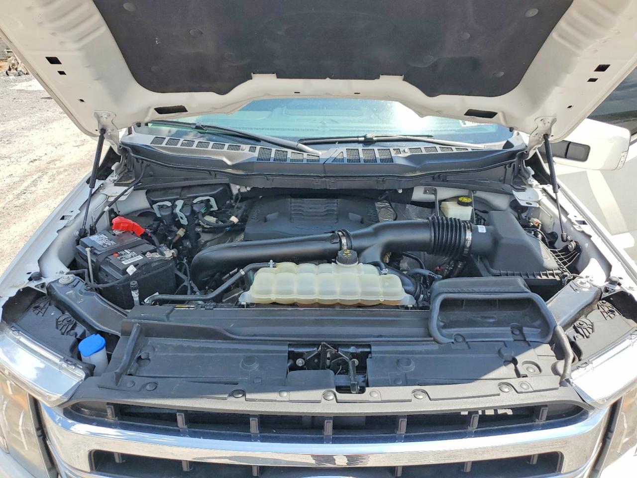 FORD F150 2022 — 12