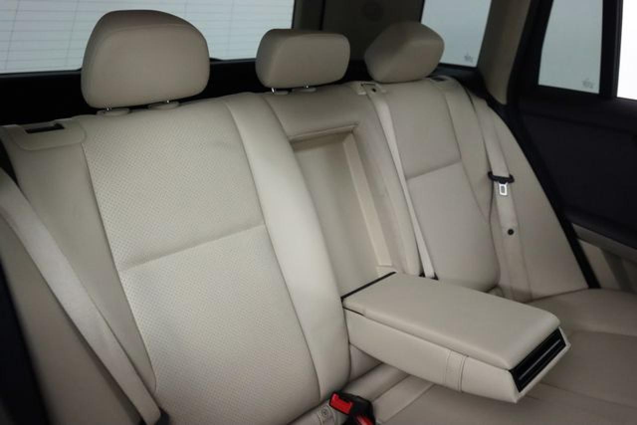 MERCEDES-BENZ GLK 2015 — 46