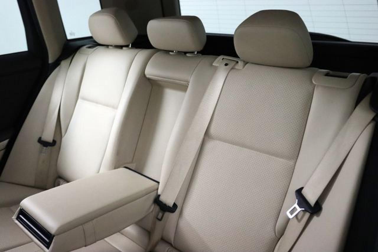 MERCEDES-BENZ GLK 2015 — 48