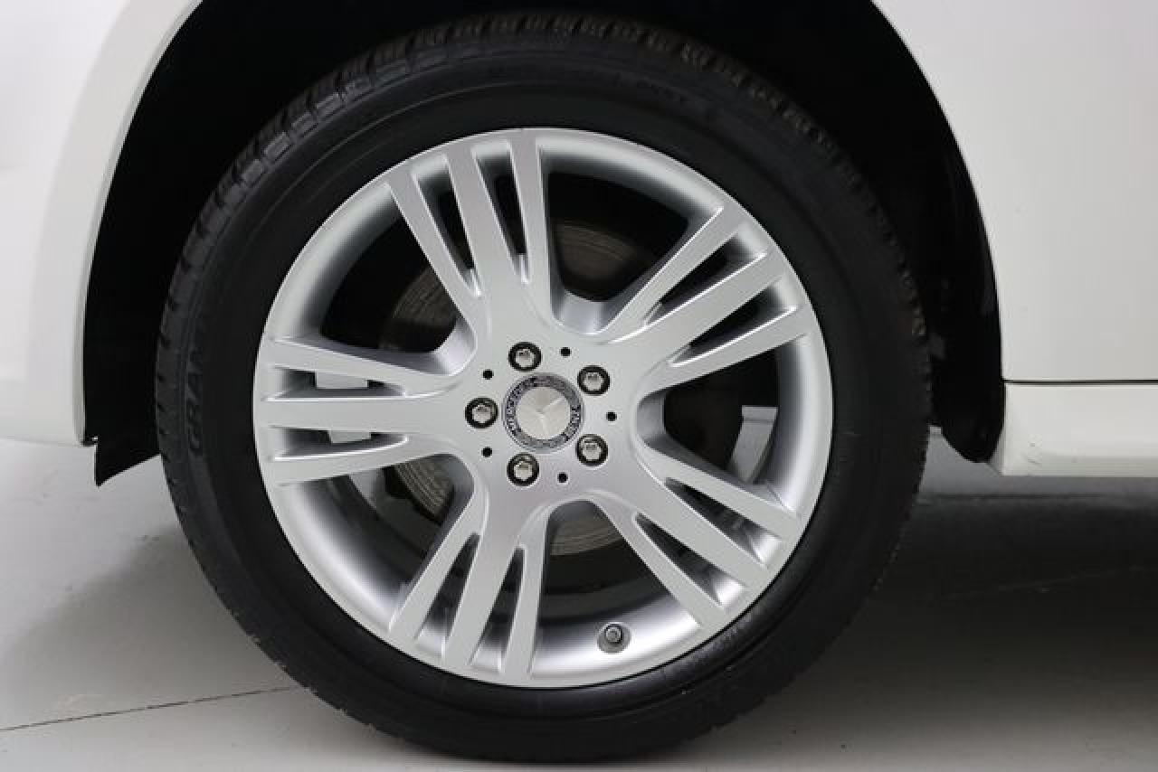 MERCEDES-BENZ GLK 2015 — 14