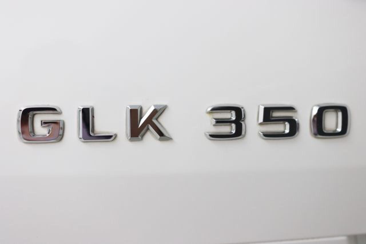 MERCEDES-BENZ GLK 2015 — 19
