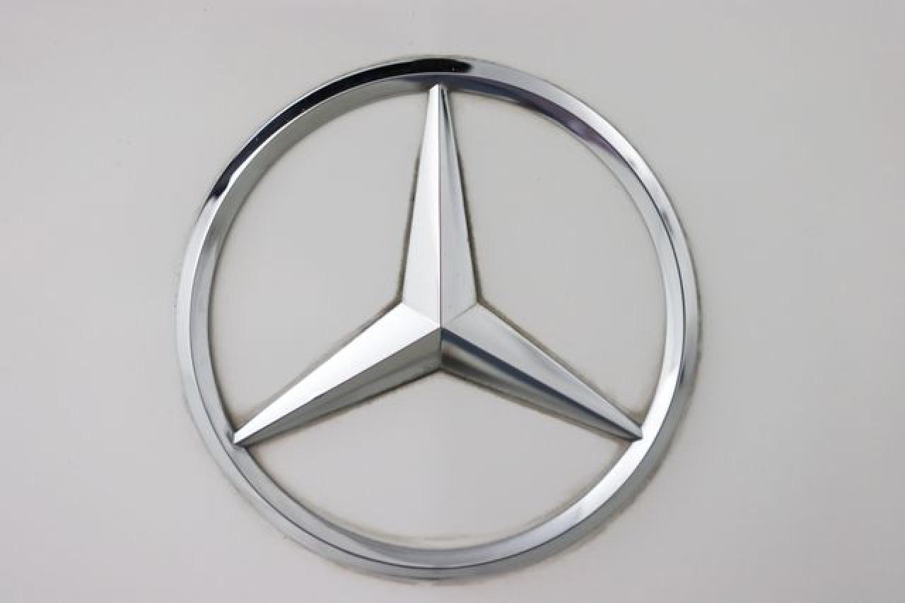 MERCEDES-BENZ GLK 2015 — 18