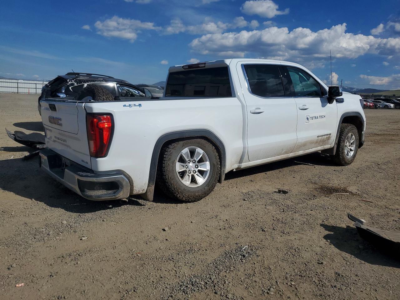 GMC SIERRA 2023 — 4